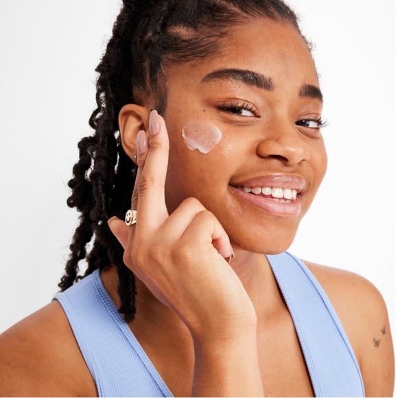 First Aid Beauty Ultra Repair Face Moisturizer - Picture 6 of 12